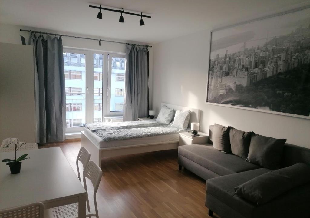 Palmovka Apartment | Brand new studio apartment #71 with free secure parking in the center