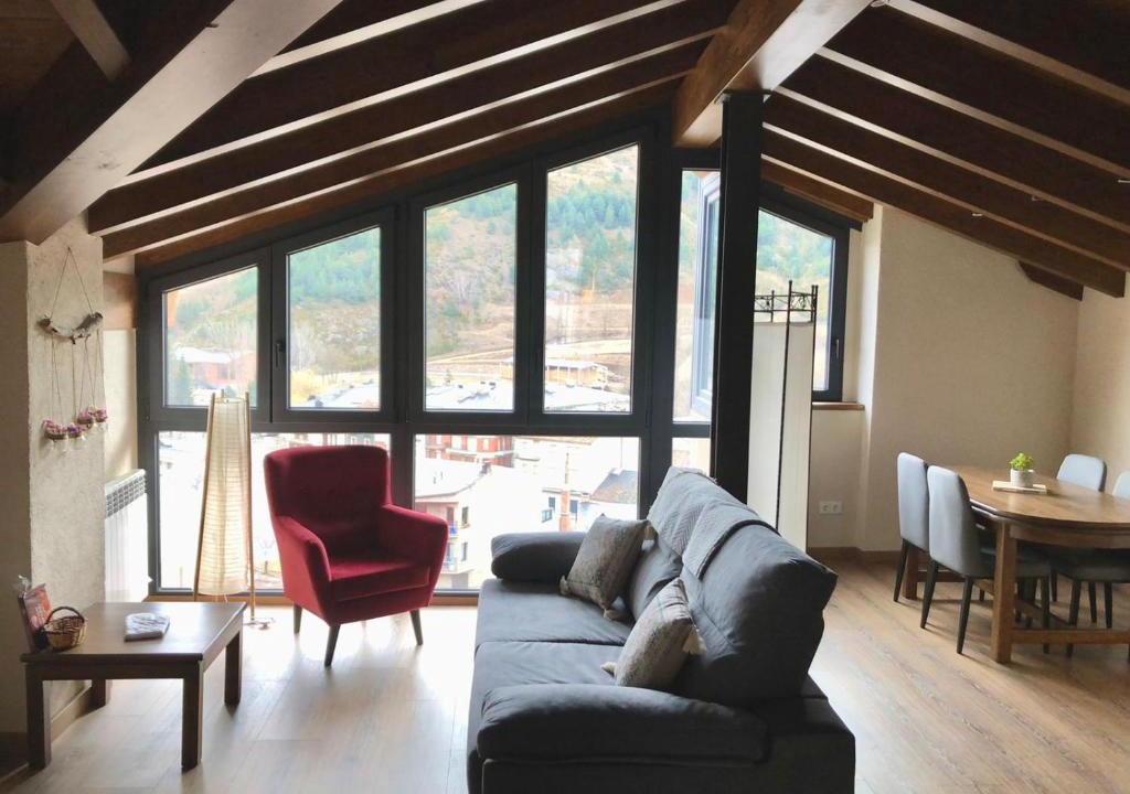 Montella I Martinet Apartment | Cal Nen Mestre