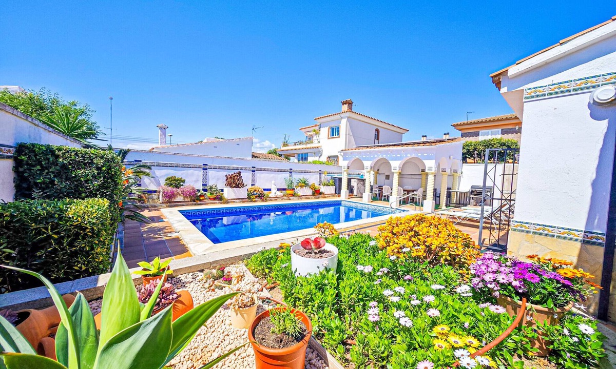 Cambrils House | CASA CORDOBA - House for 8 people in Cambrils