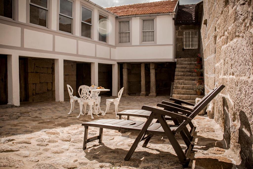 A Lama House | Casa dos Muiños