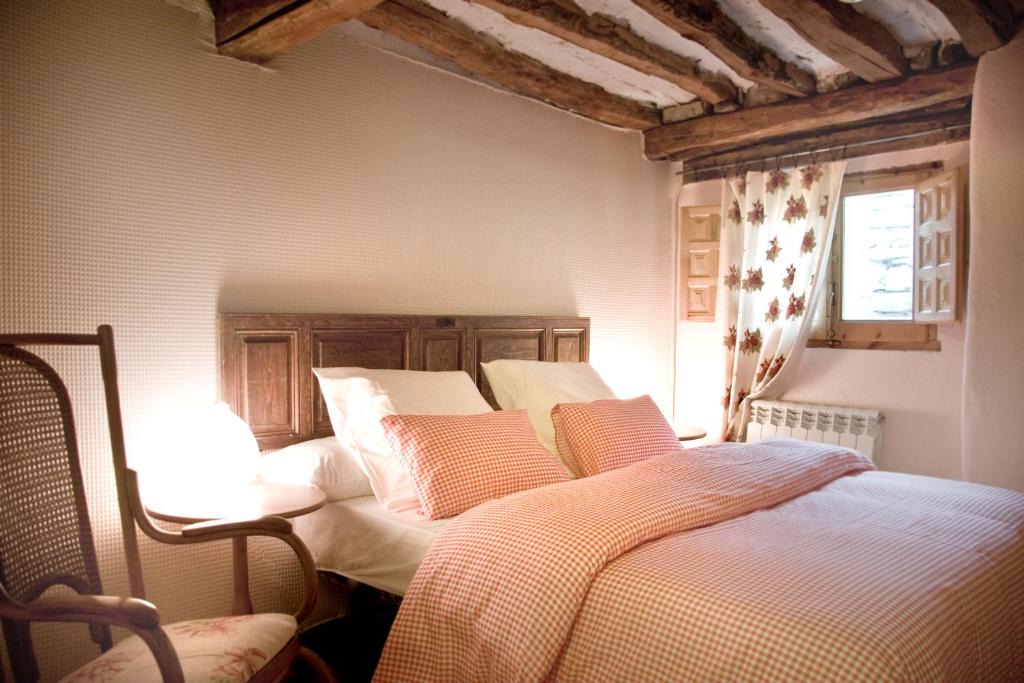 Navalsaz House | Casa Jardín