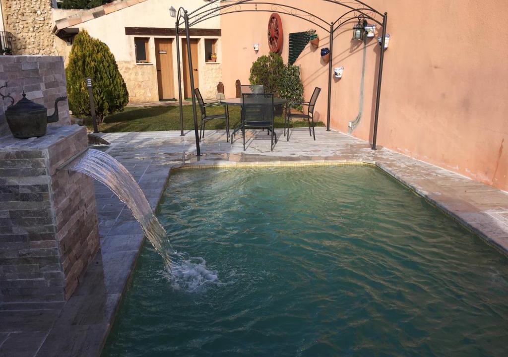 Jadraque House | Casa Rural La Gesta