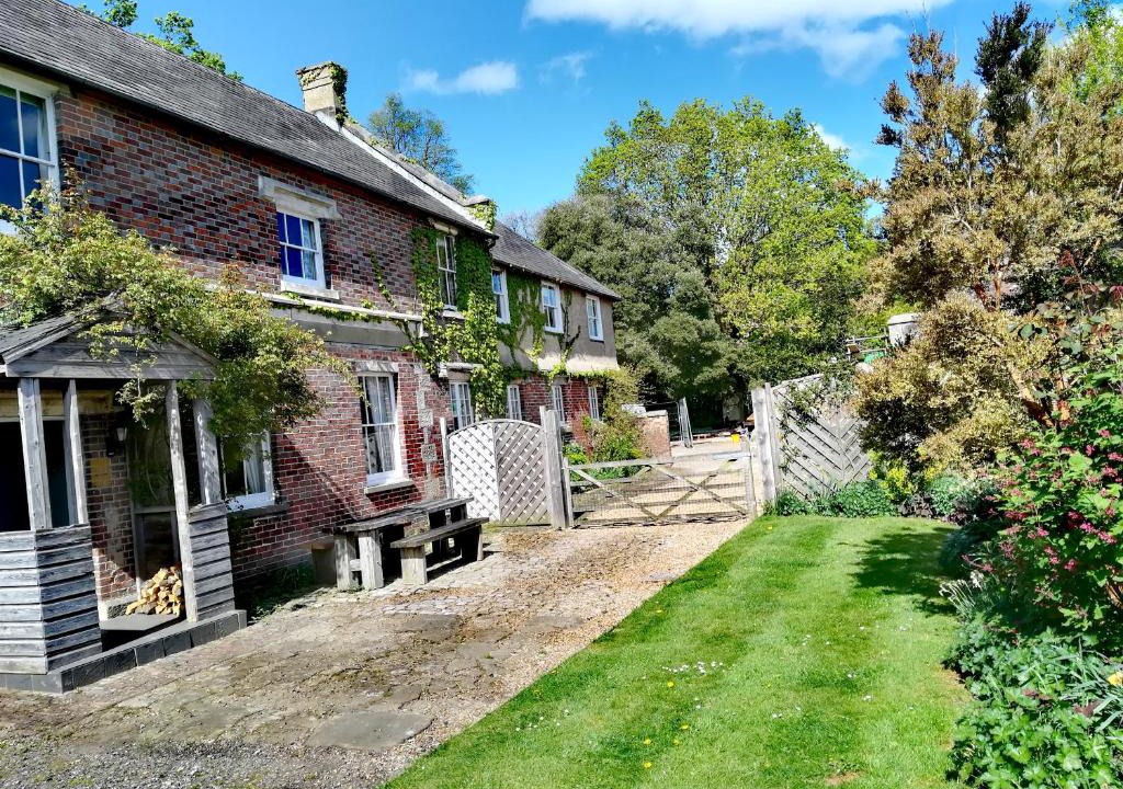 Wadhurst House | Castle Cottage, Wadhurst