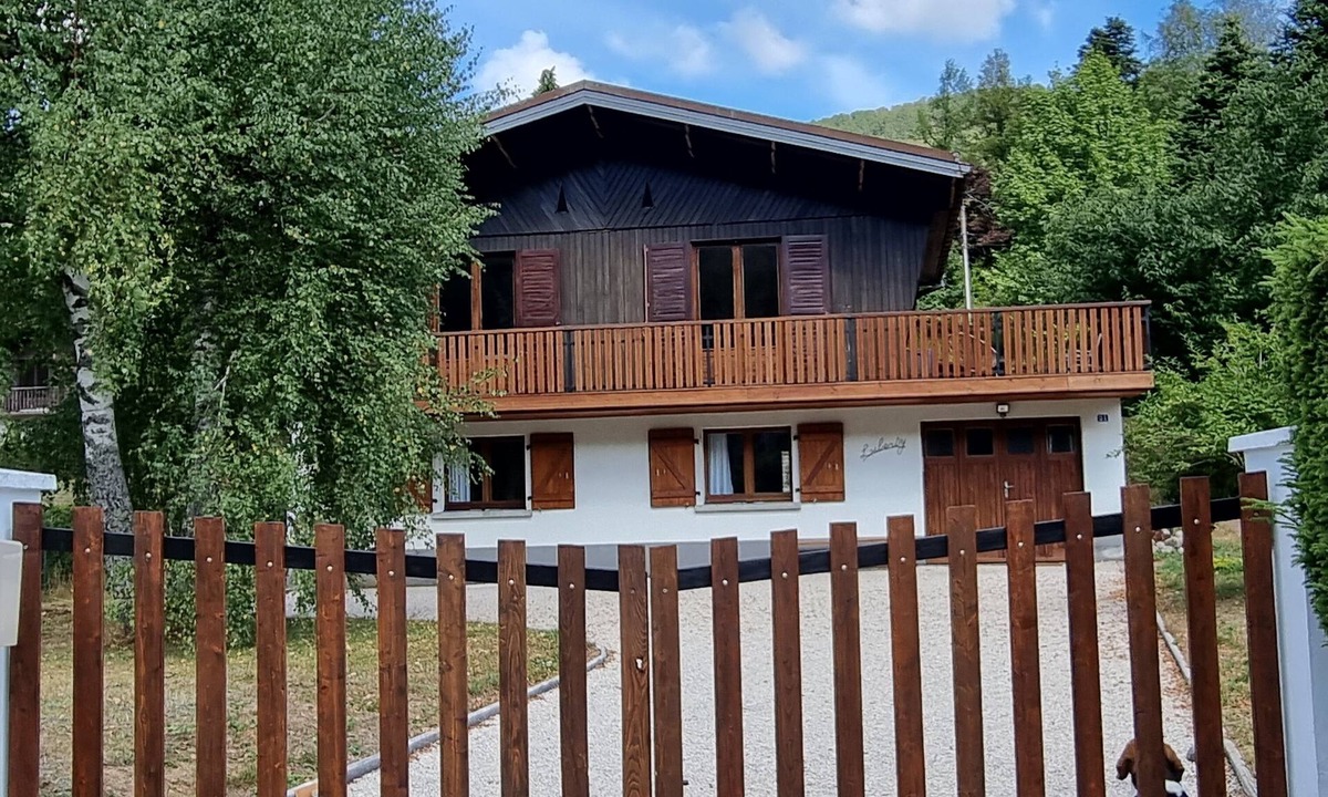 Bussang Ski Chalet | Chalet Hautes Vosges Bussang 500m du Théâtre du Peuple Clos sur 1200m2