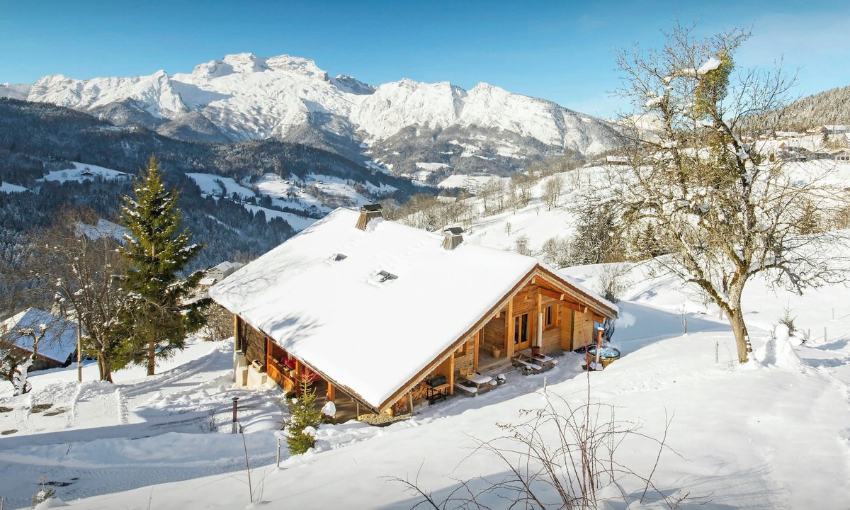 Manigod Ski Chalet | Chalet Le Meridien Tournette - family base with nordic bath - OVO Network