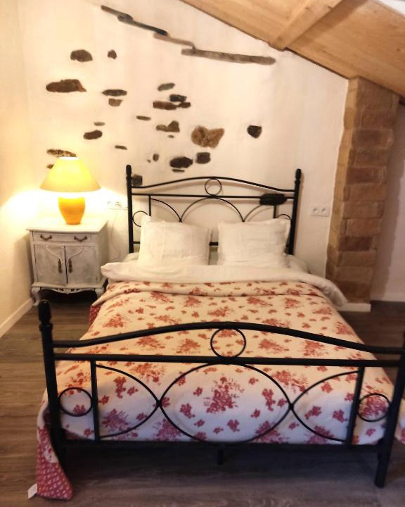 Saint-Laurent-le-Minier Apartment | Charmant appartement dans l’Ancienne Mairie