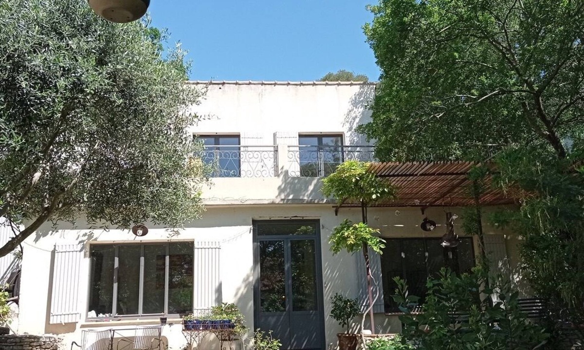 Les 3 Ponts House | Charming country house in the city