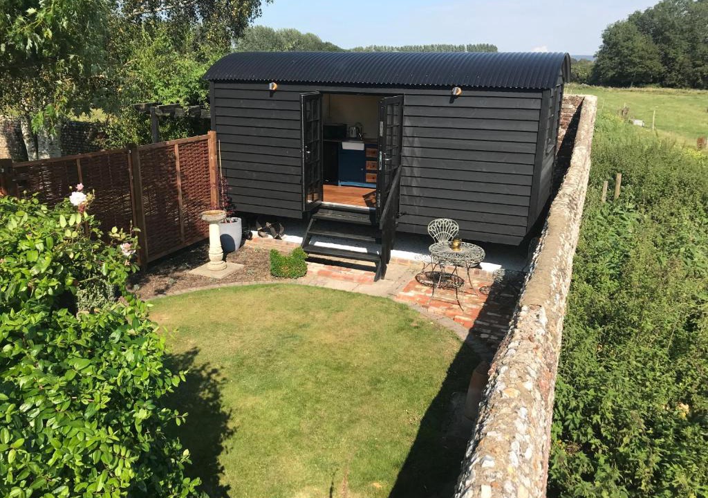 Chichester House | Chichester Shepherds Hut