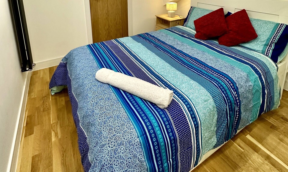 Hillingdon Apartment | Comfortable cozy apartment near Heathrow airport