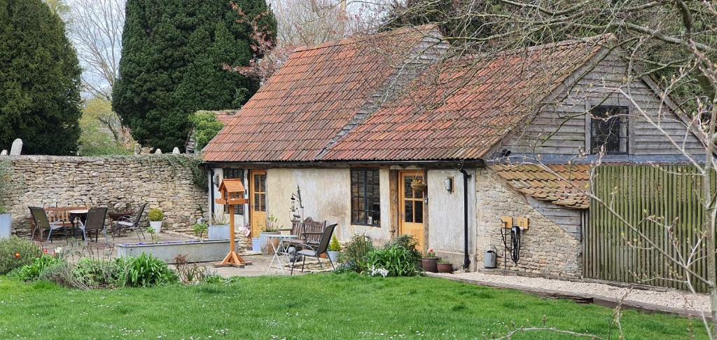 Cassington House | Converted Barn House - Central Oxford, Cotswolds