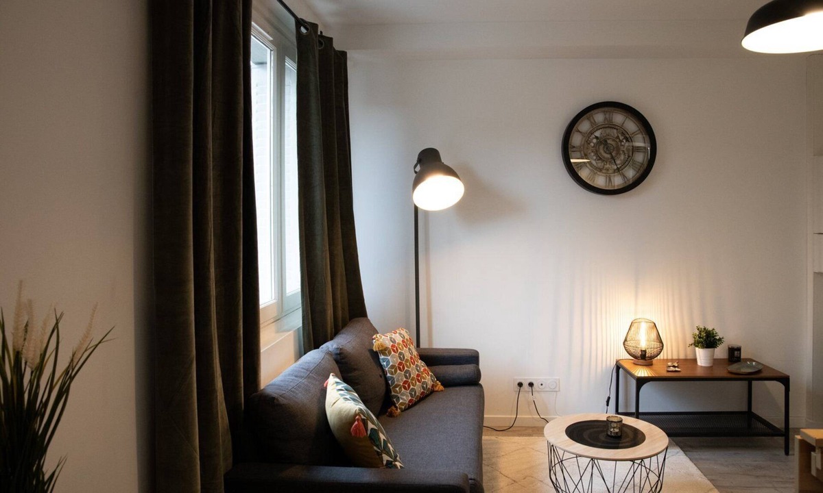 Au Calme Proche | 7th Arrondissement
