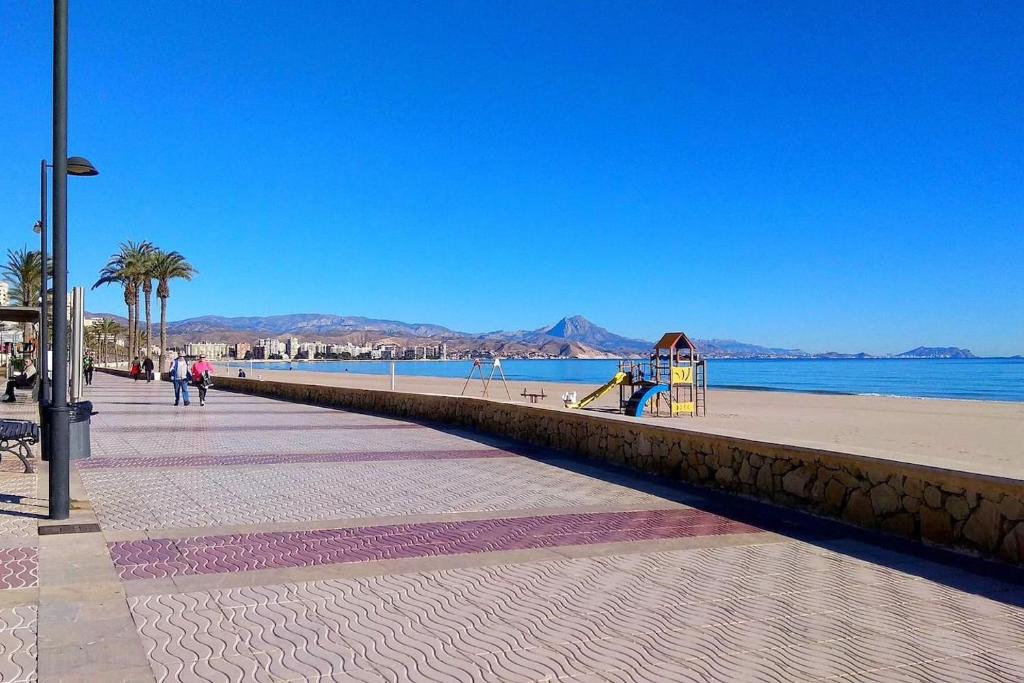 Playa de San Juan Apartment | Cozy apartment near the sea