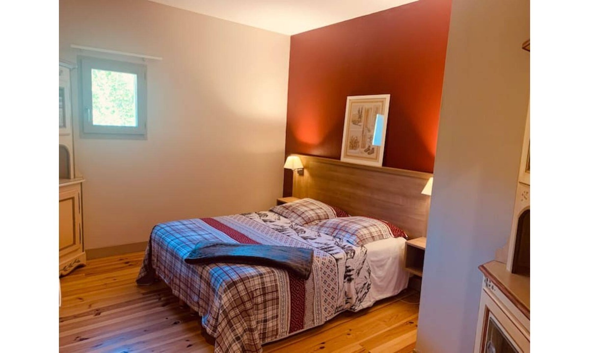 Arreau Apartment | Cozy apartment with Nadège and Raphaël