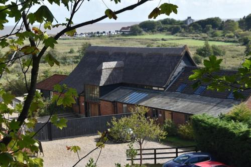 Dunwich Hotel | Dingle Marsh Barns