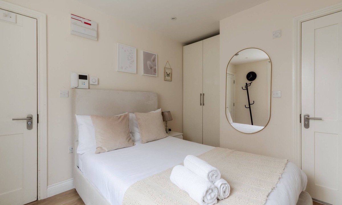 Bryanston and Dorset Square Apartment | Double Studio Baker Street London G1
