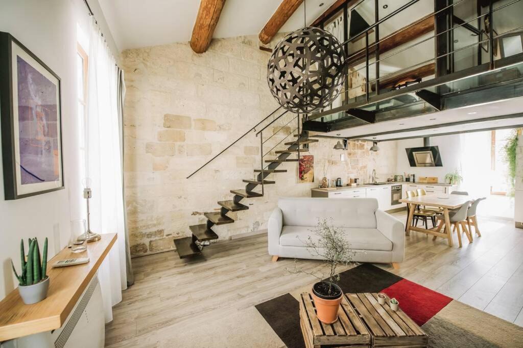 Avignon City Centre Apartment | Duplex climatisé centre ancien 7min à pied du palais 6 couchages