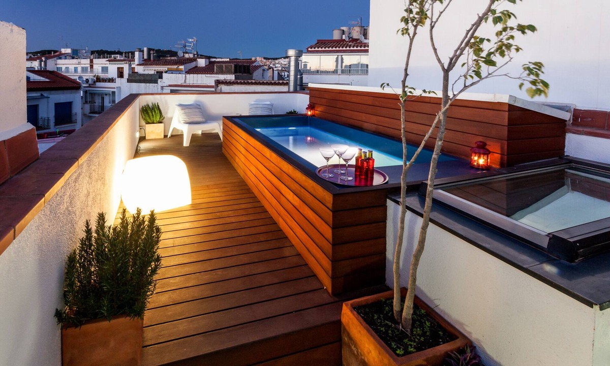 Sitges Town Center House | Duplex with pool and terrace - WIFI