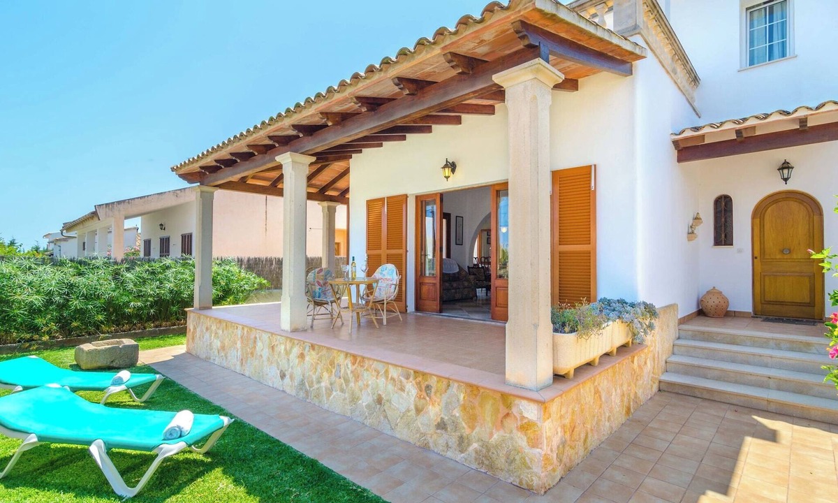Portocolom Apartment | Es Port - Apartment In Portocolom. Free Wifi