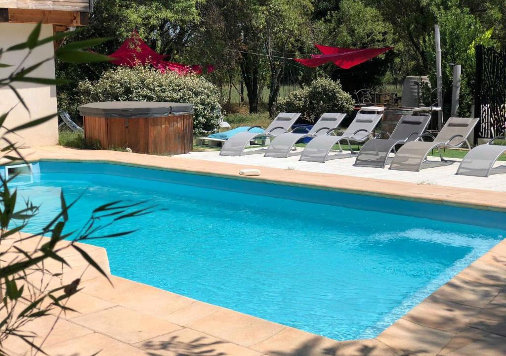 Baillargues Bed & Breakfast | Esprit d'Ailleurs