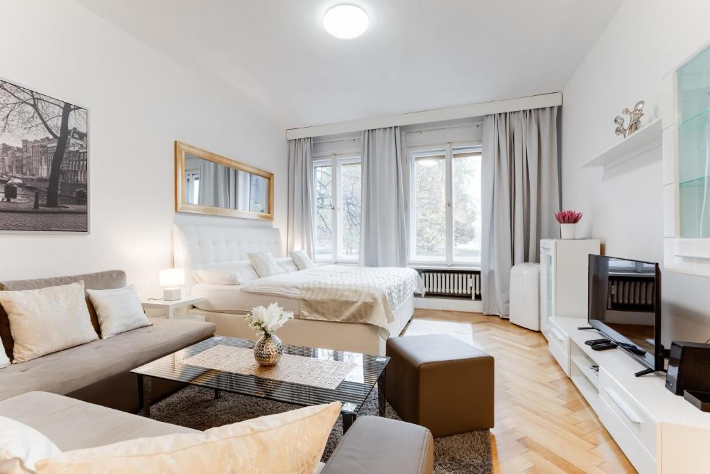 Petrska ctvrt Apartment | Exclusive Riverside Apartment in the Heart of Prague