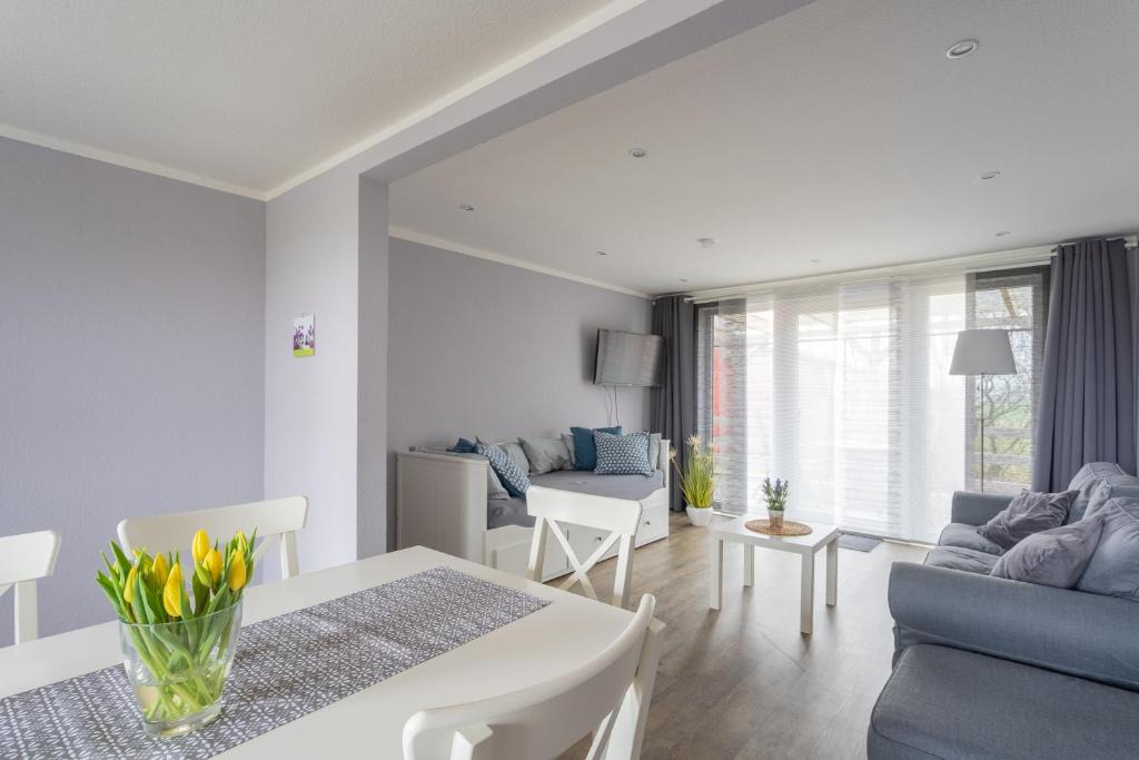 Janneby Apartment | Ferienhaus Carstensen - gemütlich und rollstuhlfreundlich eingerichtetes Ferienhaus mit Terrasse