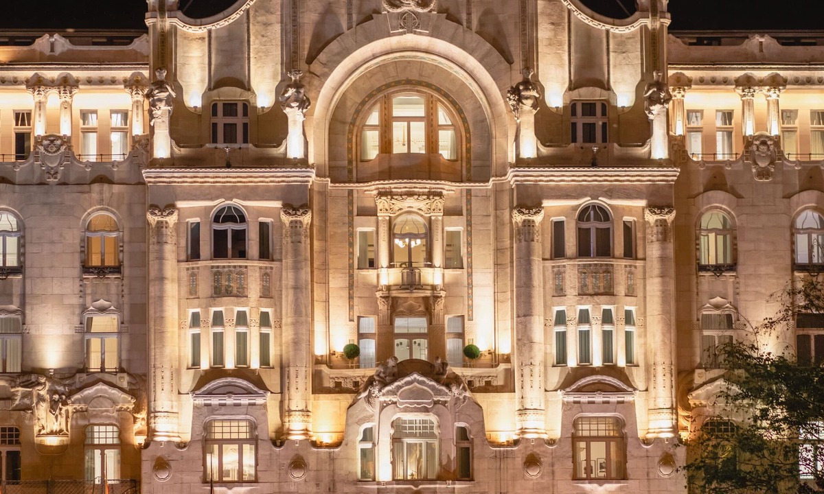 Belvaros - Lipotvaros Hotel | Four Seasons Gresham Palace