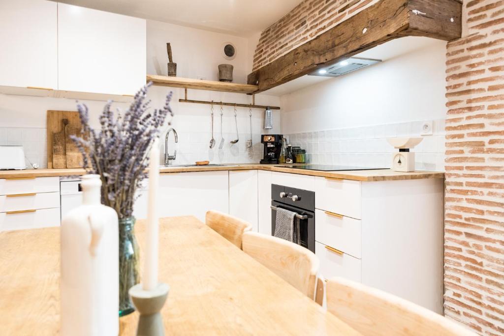 Saint-Jean-Saint-Maurice-sur-Loire Apartment | Hébergement à la campagne - village en bord de lac