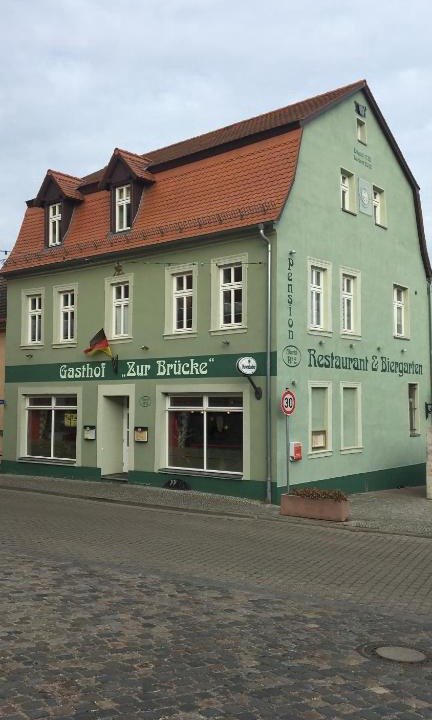 Alsleben Bed & Breakfast | Gasthof " Zur Brücke"