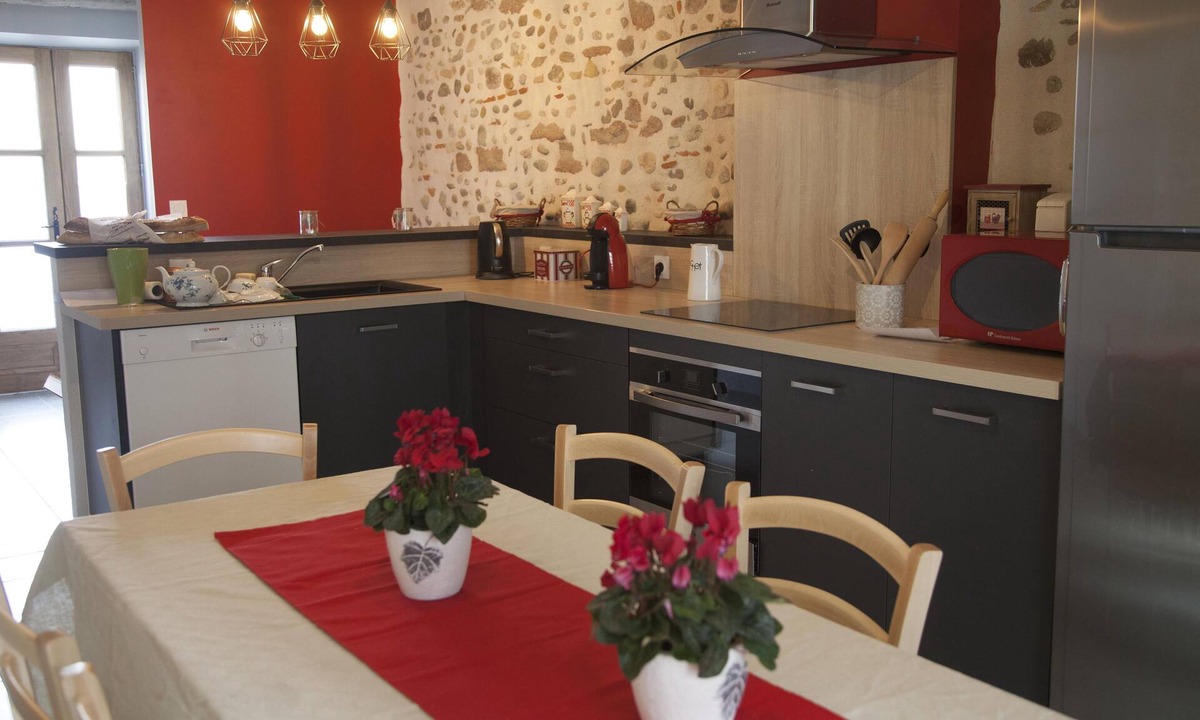 Mirepoix Cottage | Gîte for 8 people in Mirepoix in the heart of the medieval city