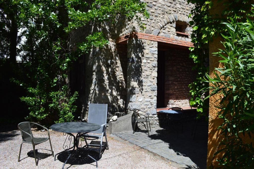 Prades House | Gite Madres