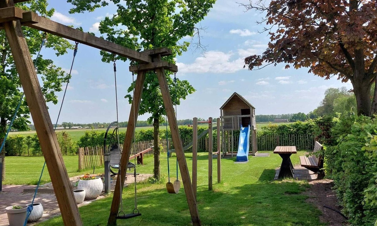 Haghorst House | Group accommodation 32 pers, near Efteling and Beekse Bergen