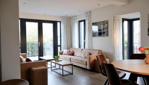 Appeltern House | Group Accommodation De Stoep