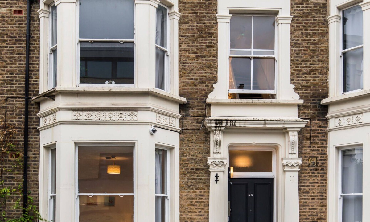Ravenscourt Park Apartment | Hammersmith Stayz