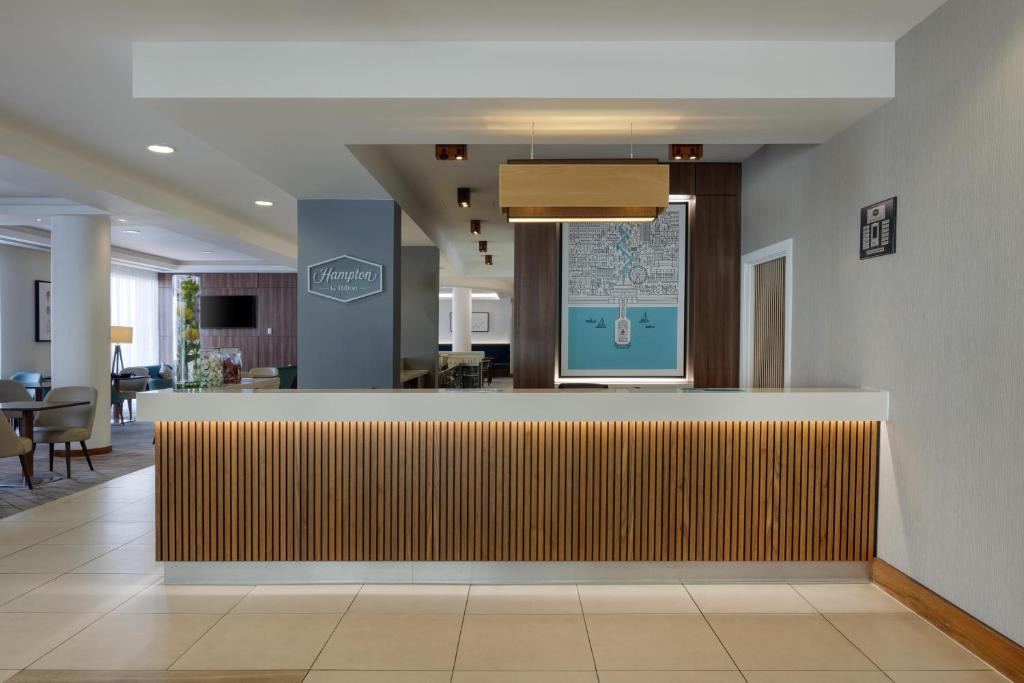 Bournemouth City Centre Hotel | Hampton by Hilton Bournemouth