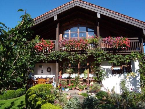 Brannenburg Apartment | Haus Fellner*