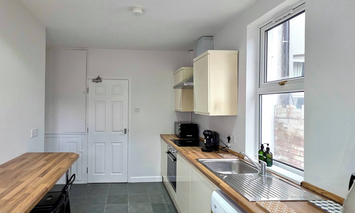 Gabalfa House | Heathfield by Switchback Stays