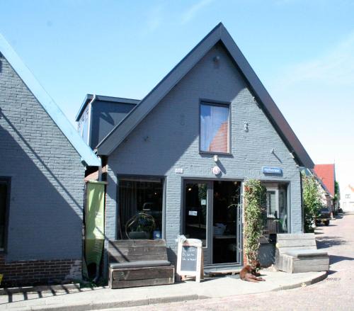 Den Oever Bed & Breakfast | Het Huis van de Wadden
