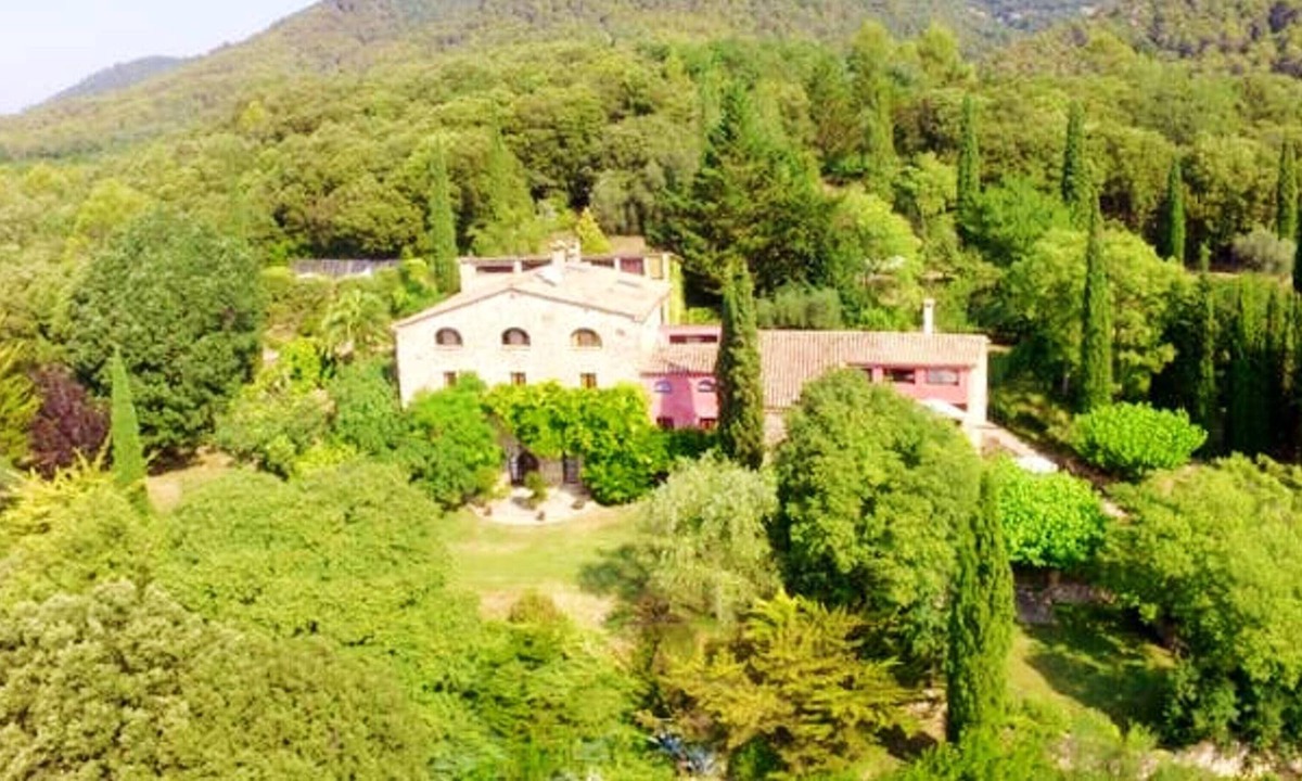 Sales de Llierca Other | Homerez - Mansion for 19 ppl. with swimming-pool and terrace at Sales de Llierca