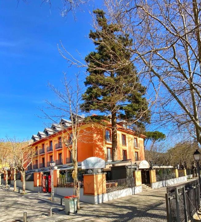 San Lorenzo de El Escorial Hotel | Hospedium Hotel Los Lanceros