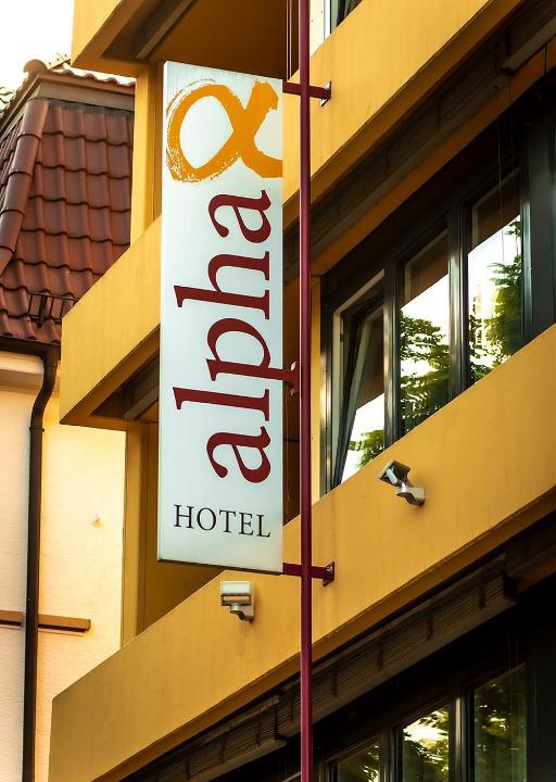 Feuerbach-Mitte Hotel | Hotel Alpha