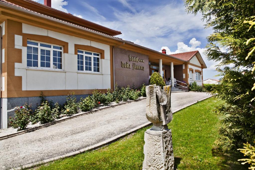 Villarcayo Hotel | Hotel Doña Jimena