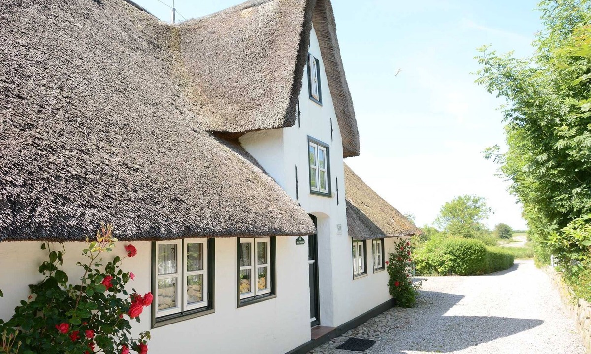 Midlum Cottage | House Wattwurm * - Föhrienhaus