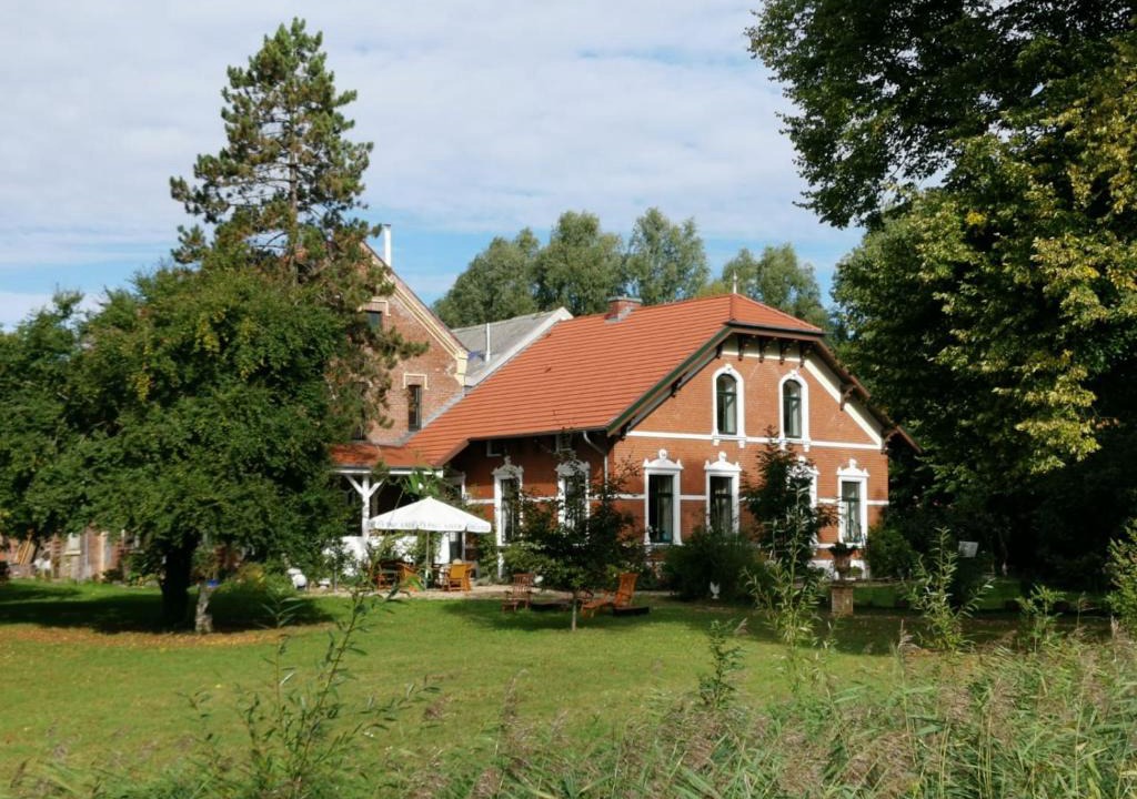 Bunde Apartment | Johannes Hof
