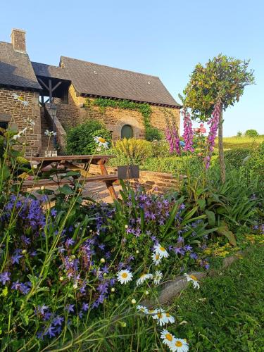 Antrain House | La Valaisienne