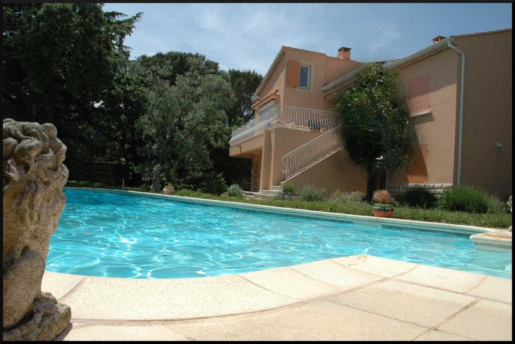 Villeneuve-les-Avignon Bed & Breakfast | La Vigne et L'Olivier B&B