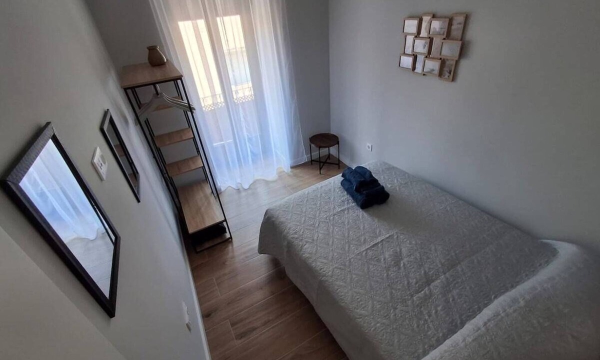 Brihuega Apartment | Lavender Land Apartments - Lavender