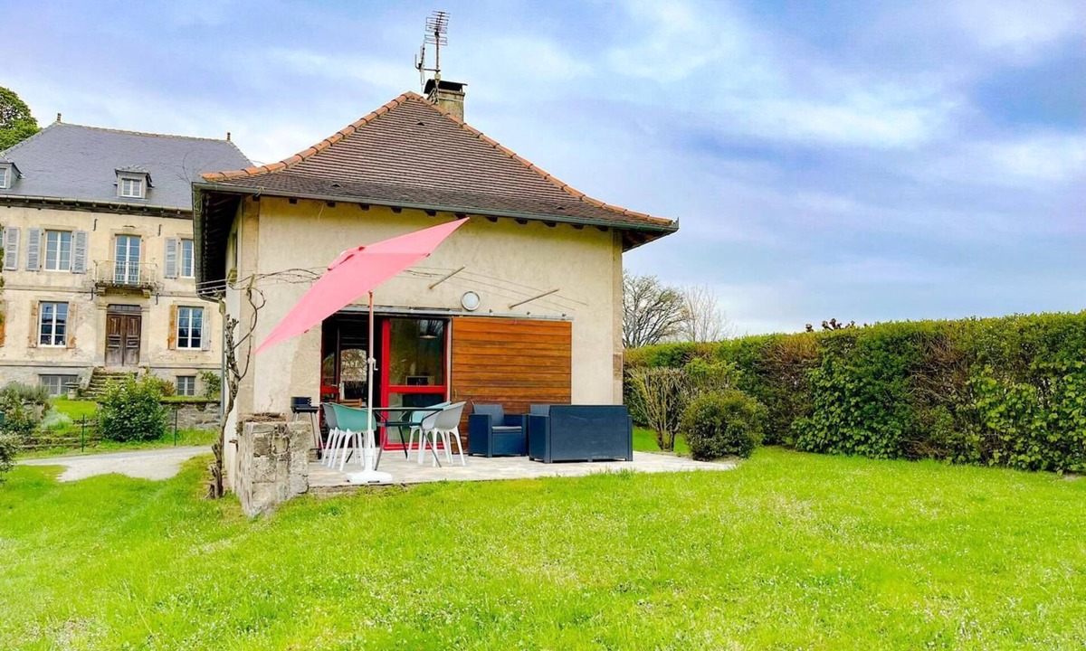 Senaillac-Latronquiere House | Le Fourniol - SENAILLAC-LATRONQUIERE