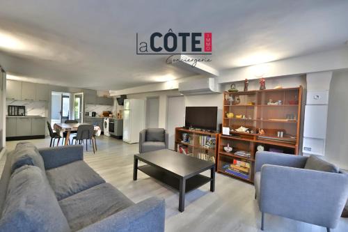 La Couronne Apartment | Le moulin bas