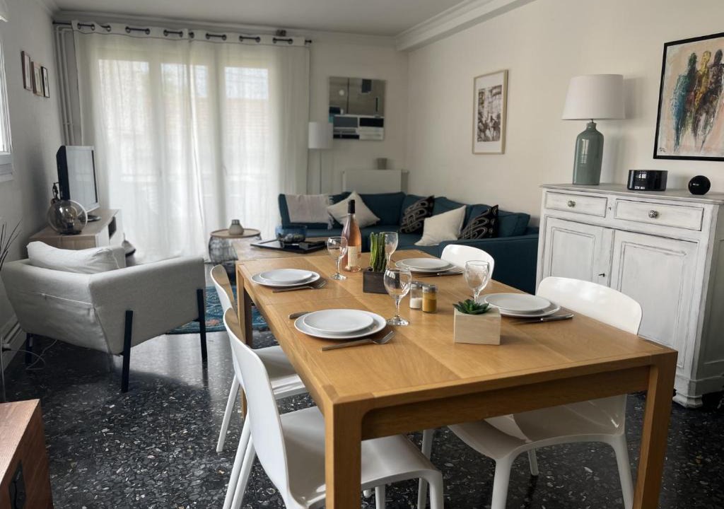 Route d'Arles Apartment | Le Paisible