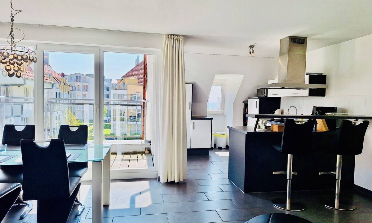 Grossenbrode Apartment | Luxury penthouse with large roof terrace, beach location, sauna & fireplace!